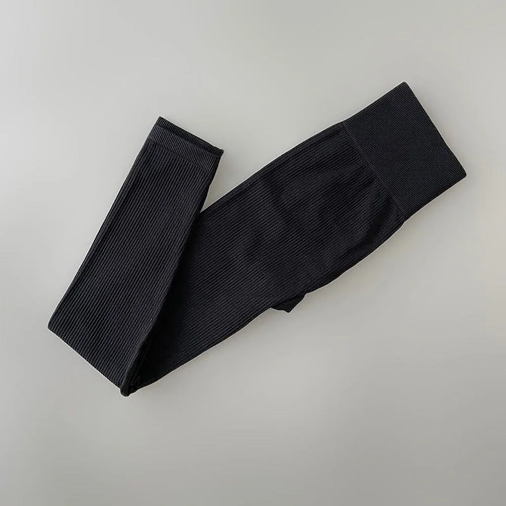 Calça Legging Push Up Sem Costura de Academia — imagem 4